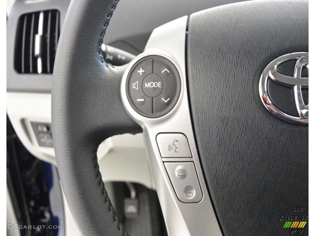 2013 Prius Four Hybrid - Nautical Blue Metallic / Misty Gray photo #27