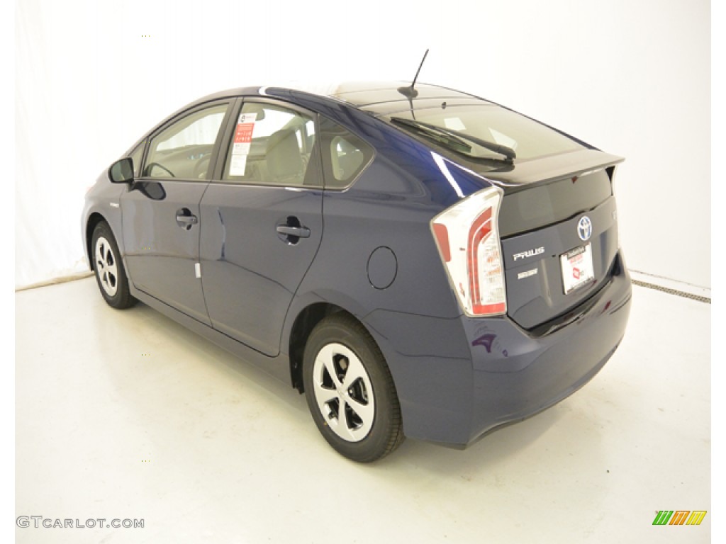 2013 Prius Four Hybrid - Nautical Blue Metallic / Misty Gray photo #36