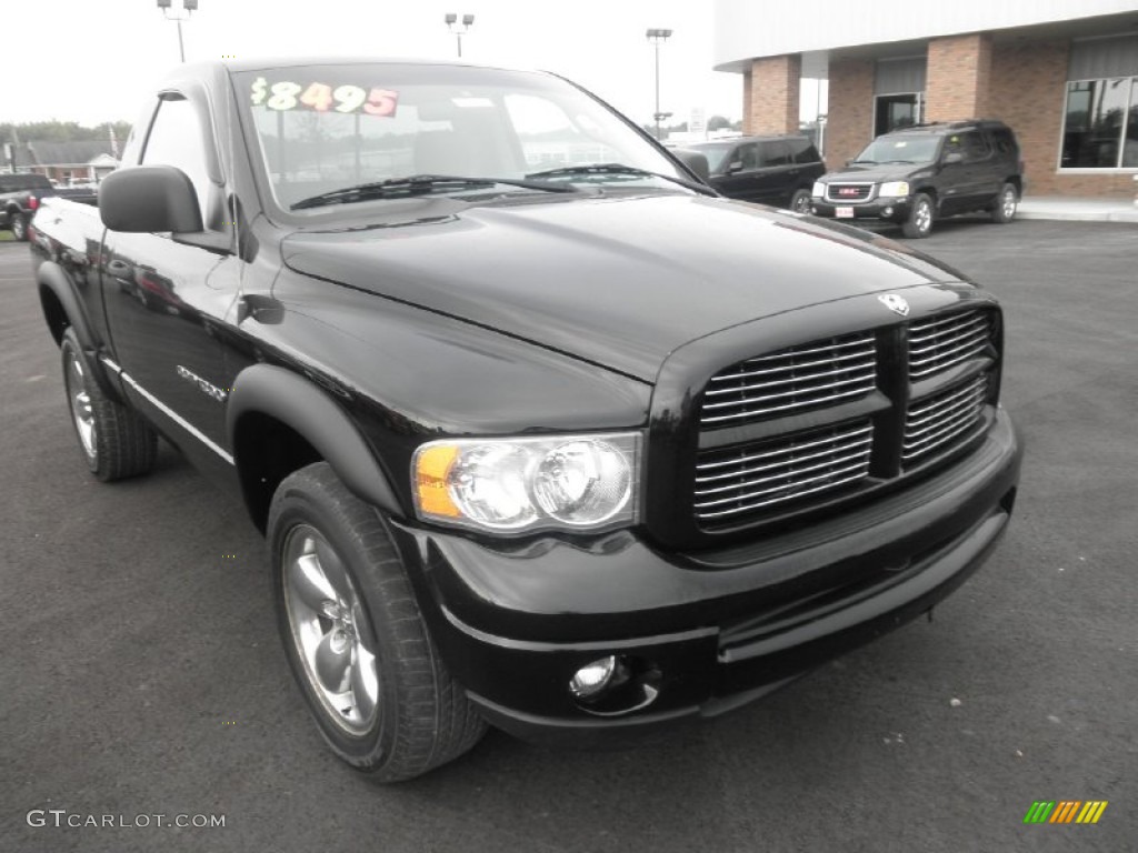 2003 Ram 1500 SLT Regular Cab 4x4 - Black / Dark Slate Gray photo #2