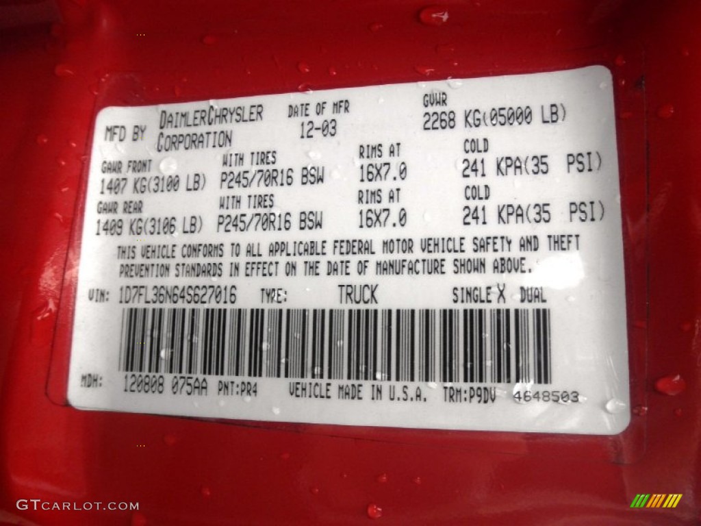 2004 Dakota Stampede Club Cab - Flame Red / Dark Slate Gray photo #5