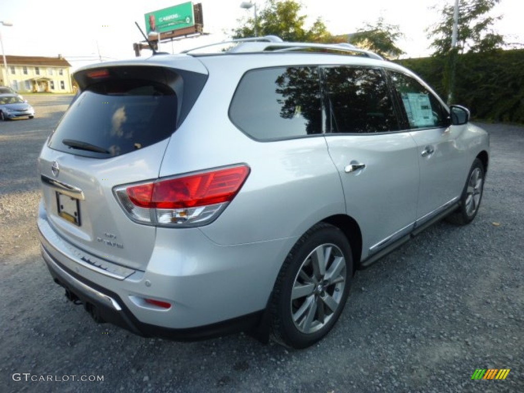 2014 Pathfinder Platinum AWD - Brilliant Silver / Charcoal photo #6