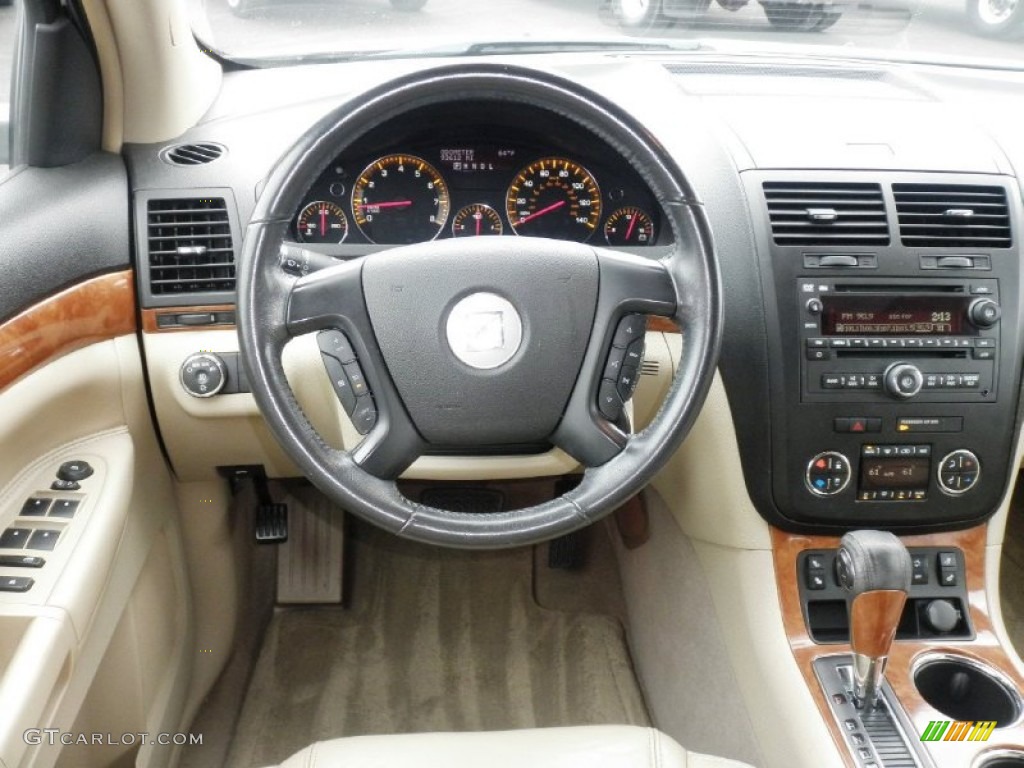 2008 Saturn Outlook XR Tan Dashboard Photo #86371614