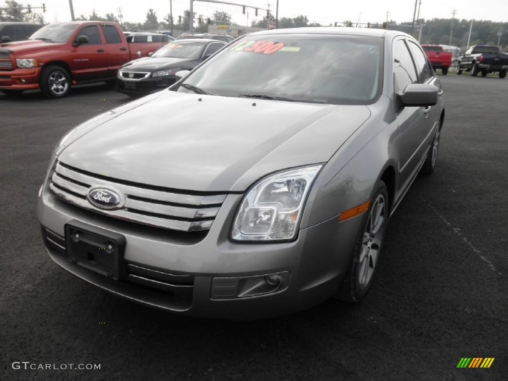 2009 Fusion SE V6 - Vapor Silver Metallic / Charcoal Black photo #3