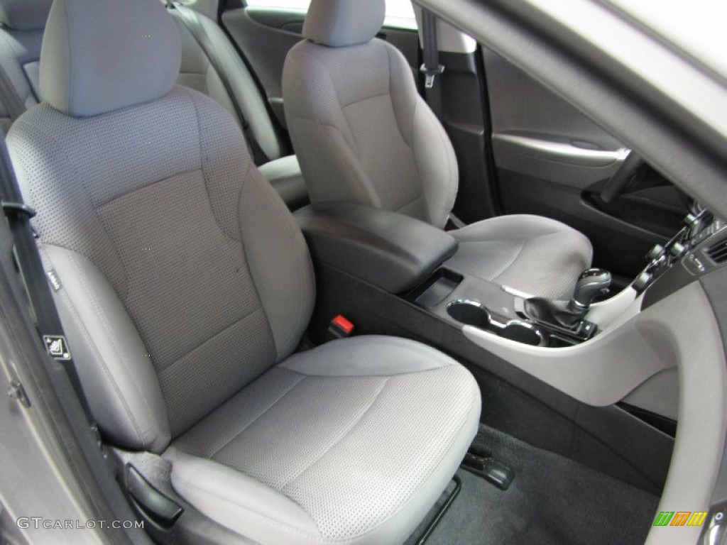 2013 Hyundai Sonata GLS Front Seat Photos