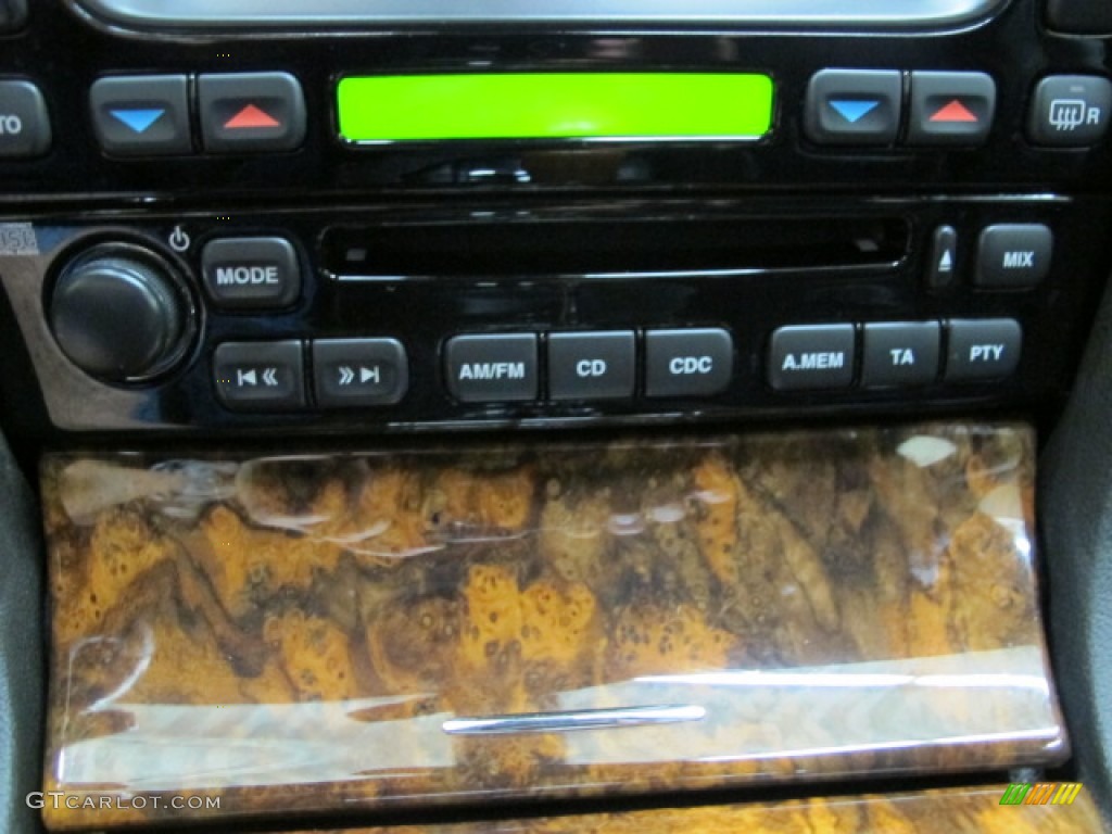 2007 Jaguar XJ Vanden Plas Controls Photo #86373309