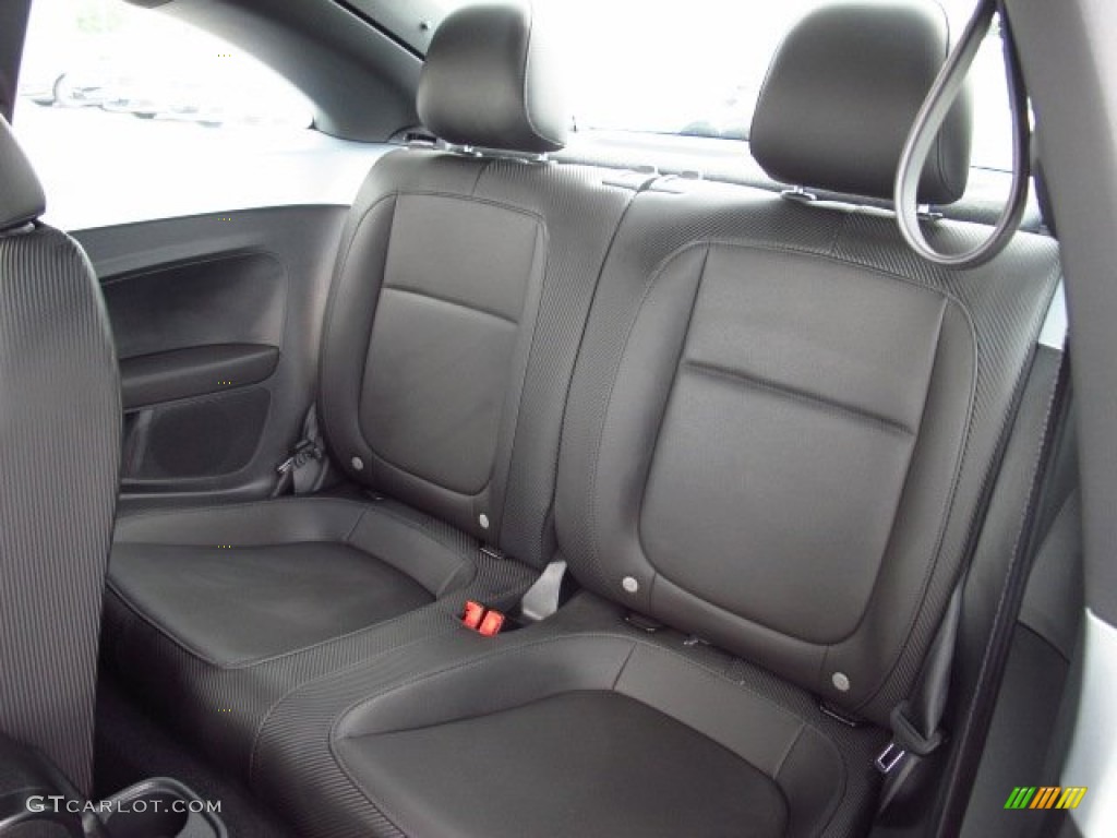 2014 Volkswagen Beetle 2.5L Rear Seat Photo #86374800