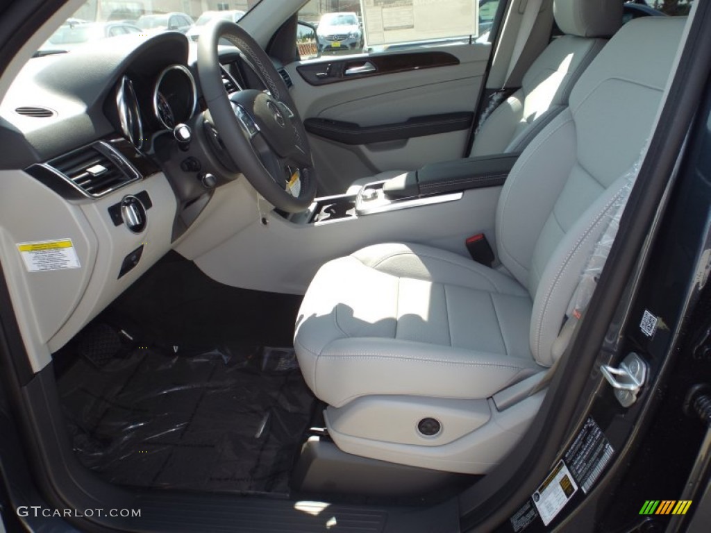 Grey Interior 2014 Mercedes-Benz ML 350 Photo #86375106