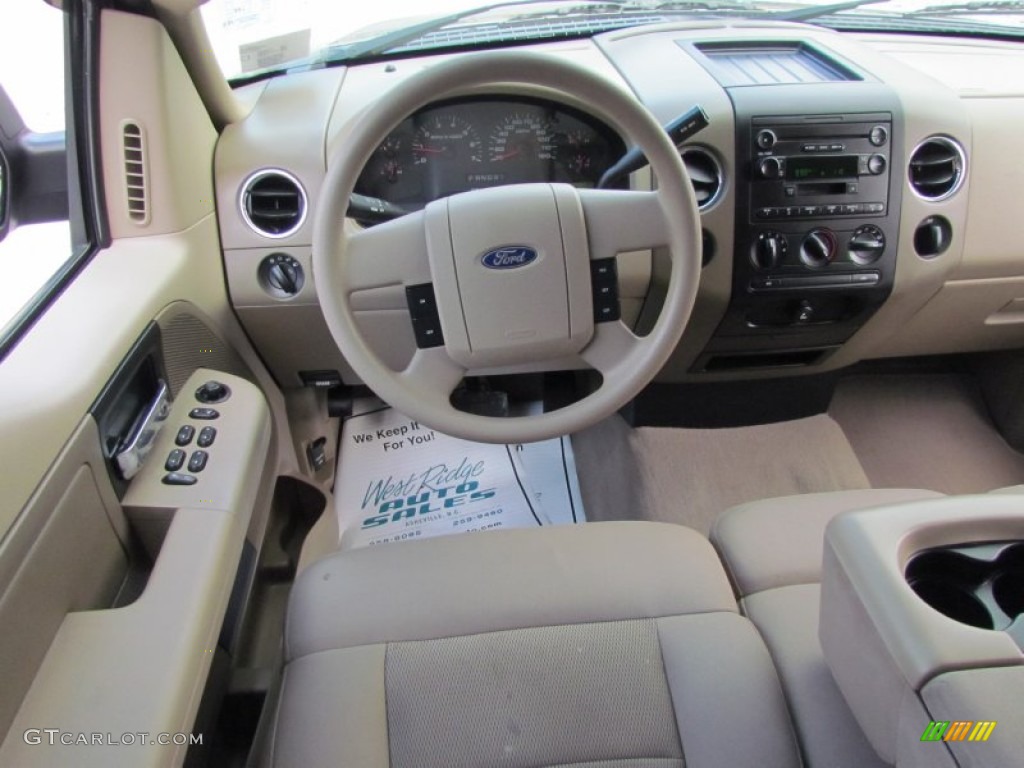 2004 F150 XLT SuperCrew 4x4 - Arizona Beige Metallic / Tan photo #37