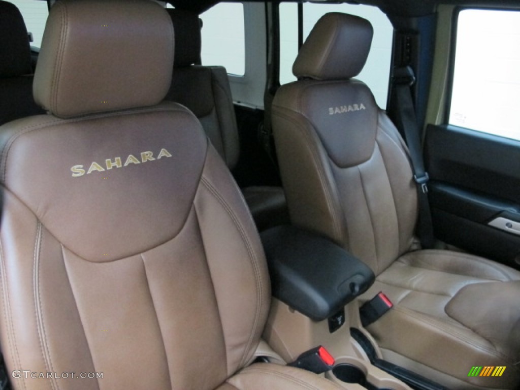2013 Wrangler Unlimited Sahara 4x4 - Commando Green / Black/Dark Saddle photo #24
