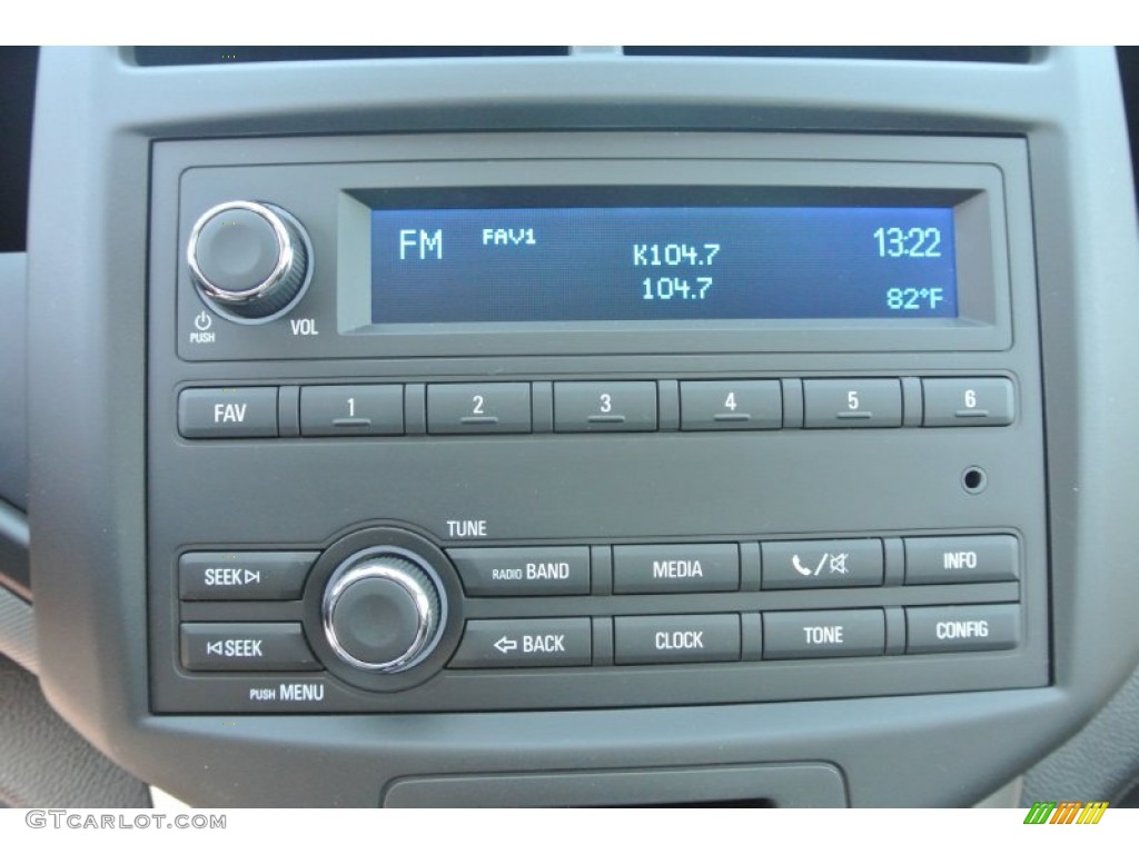 2014 Chevrolet Sonic LS Hatchback Audio System Photos