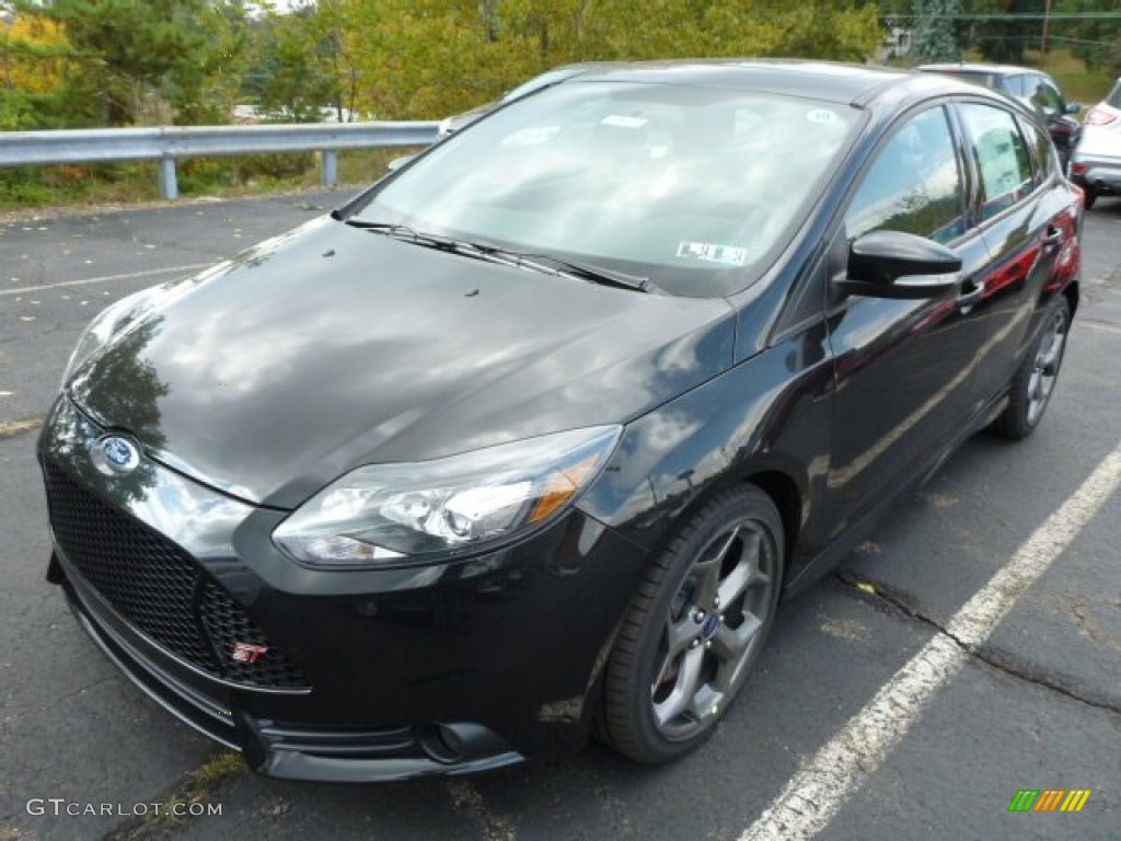 Tuxedo Black 2014 Ford Focus ST Hatchback Exterior Photo #86378547