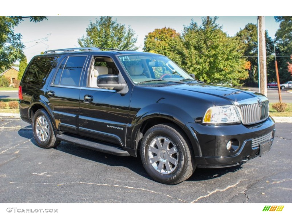 Black Clearcoat 2004 Lincoln Navigator Luxury 4x4 Exterior Photo #86379183