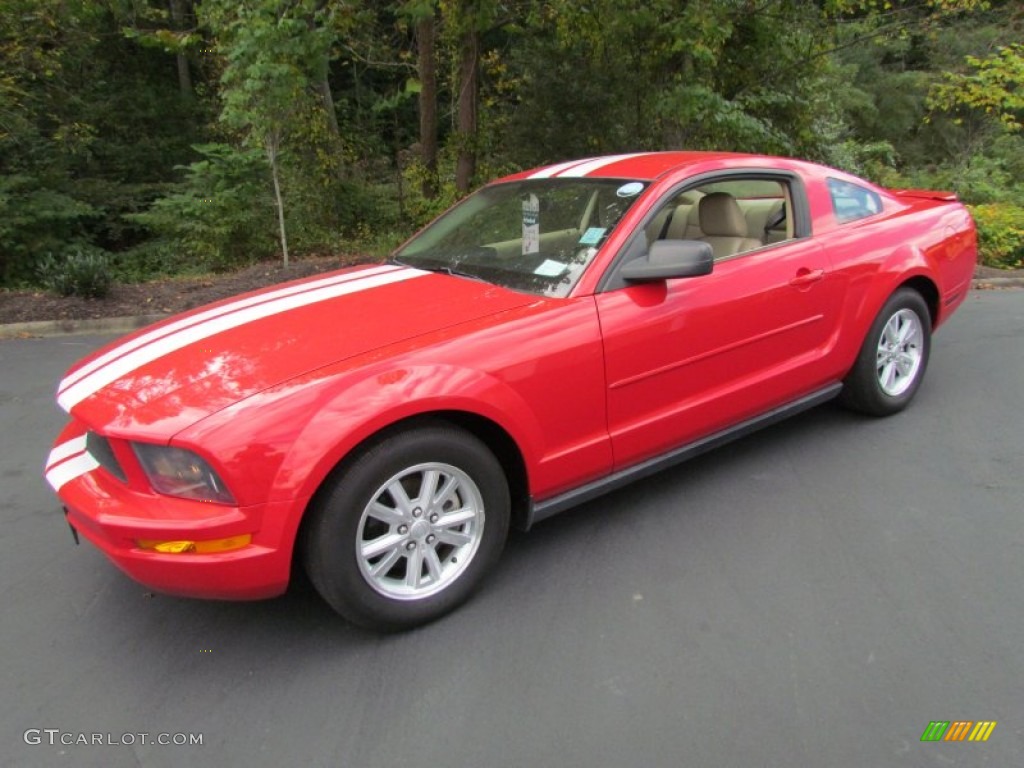 2008 Mustang V6 Premium Coupe - Torch Red / Medium Parchment photo #10