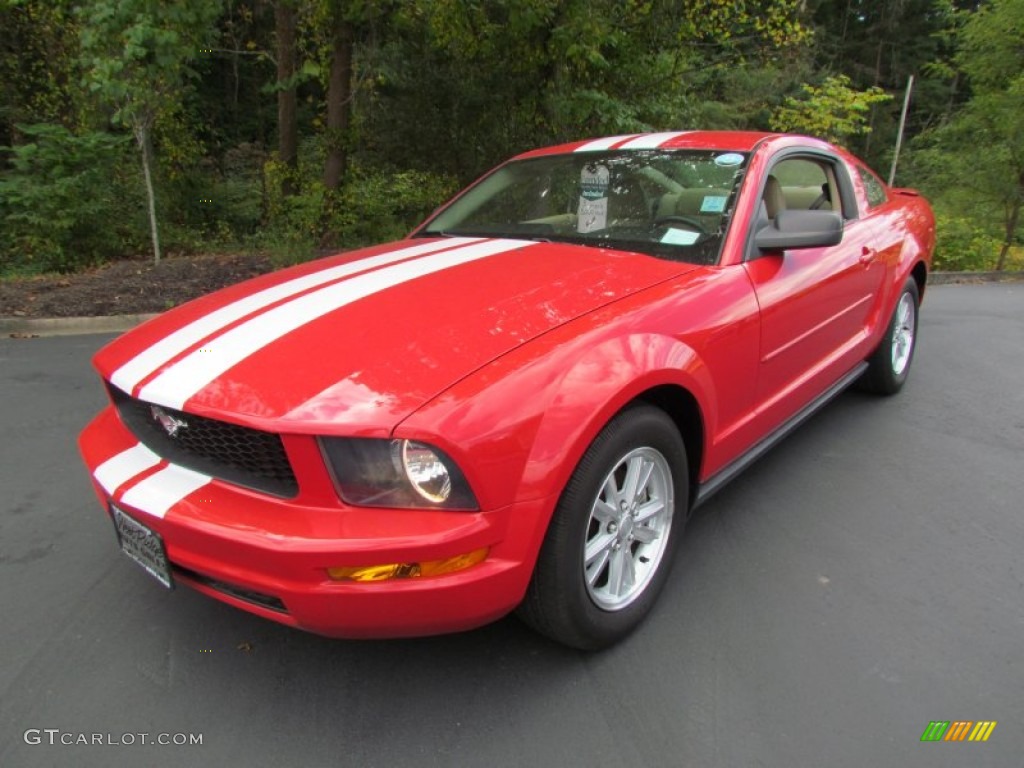 2008 Mustang V6 Premium Coupe - Torch Red / Medium Parchment photo #11