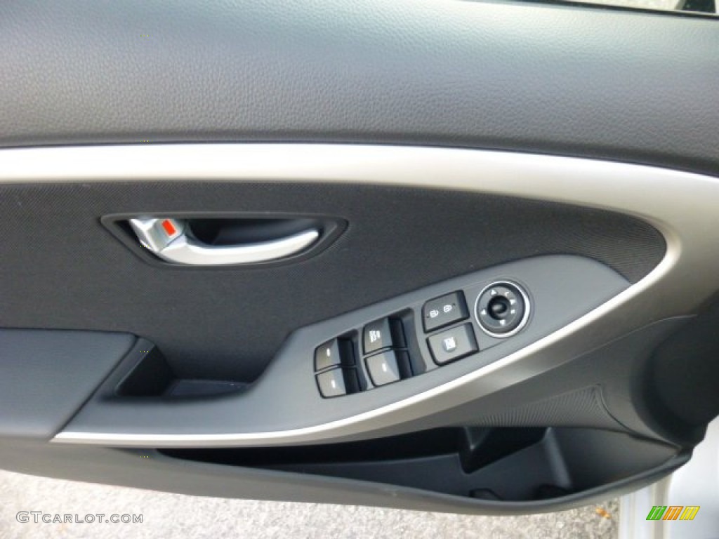 2013 Elantra GT - Silver / Black photo #17