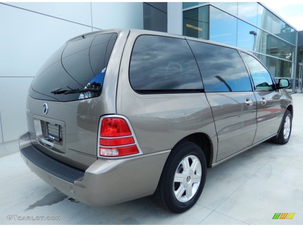 2005 Monterey Convenience - Arizona Beige Metallic / Pebble photo #4