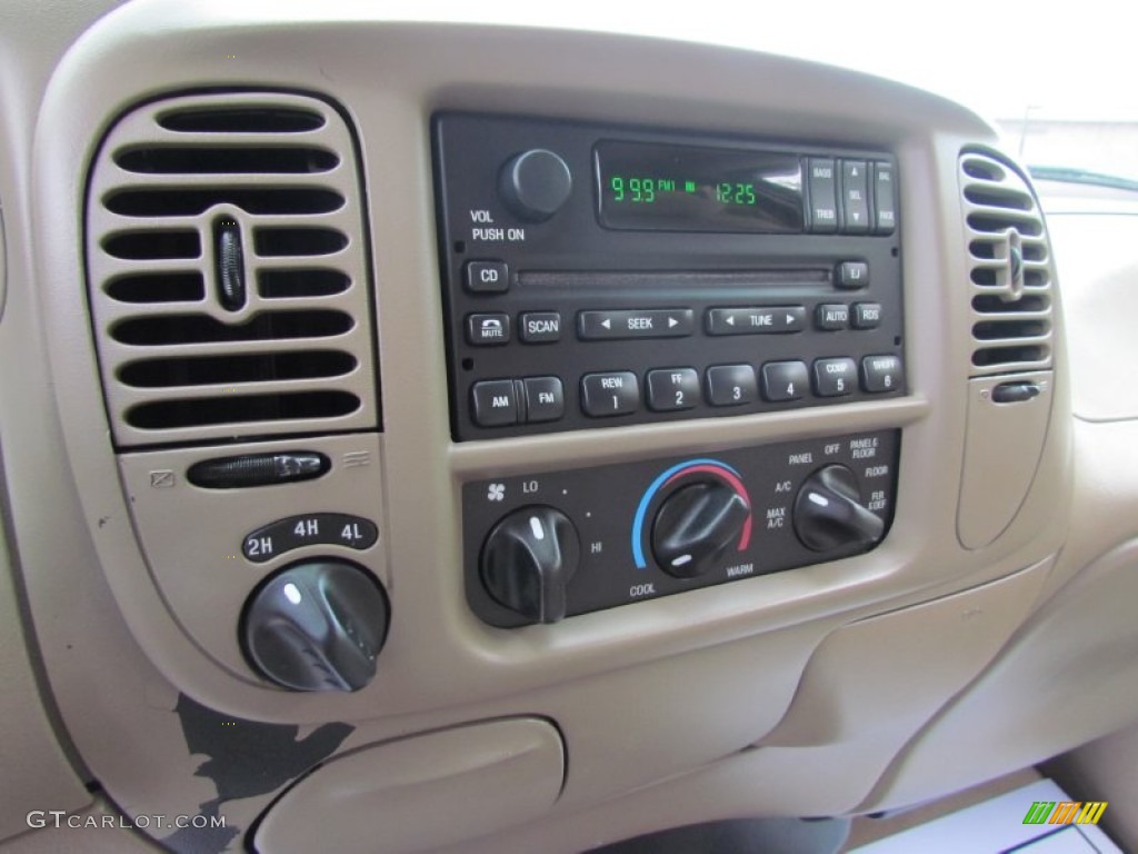 2003 F150 XLT SuperCrew 4x4 - Arizona Beige Metallic / Medium Parchment Beige photo #26