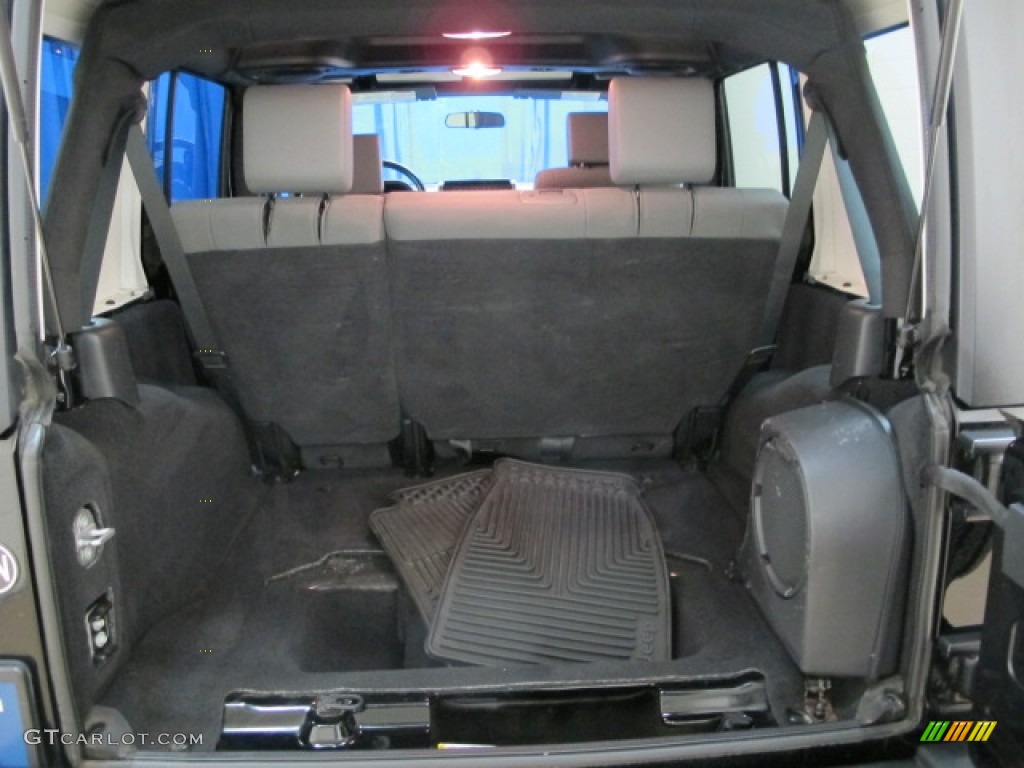 2008 Jeep Wrangler Unlimited X 4x4 Trunk Photos