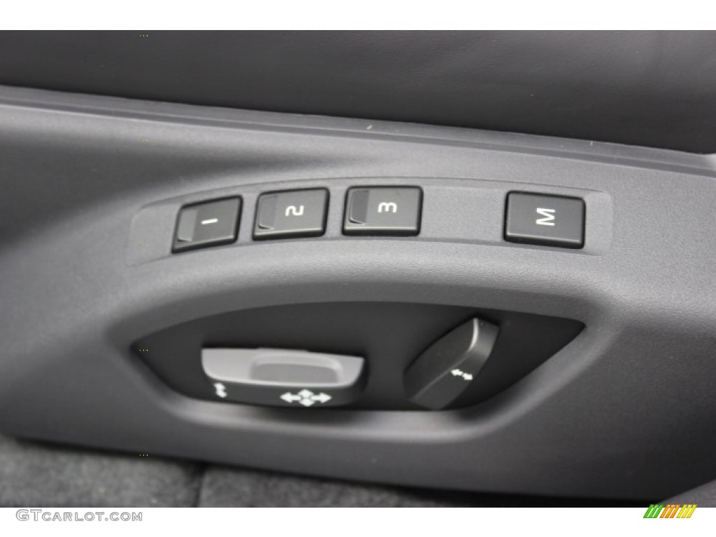 2014 Volvo S60 T6 AWD Controls Photo #86385792