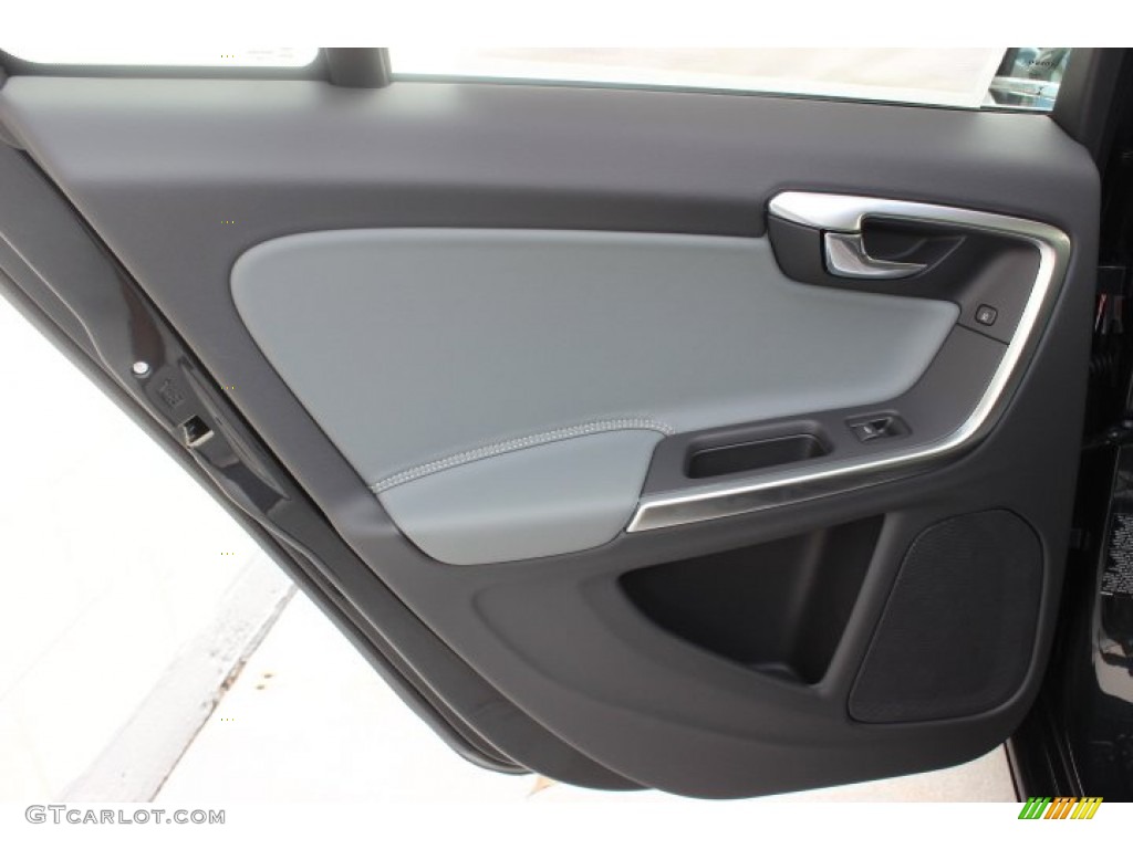 2014 Volvo S60 T6 AWD Steel Grey/Off Black Door Panel Photo #86386053
