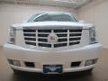 White Diamond - Escalade Luxury AWD Photo No. 3