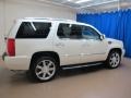 White Diamond - Escalade Luxury AWD Photo No. 10