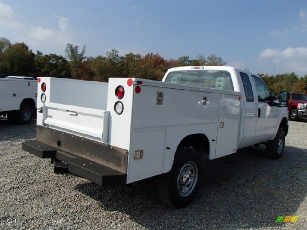 2014 F350 Super Duty XL SuperCab 4x4 Utility Truck - Oxford White / Steel photo #8
