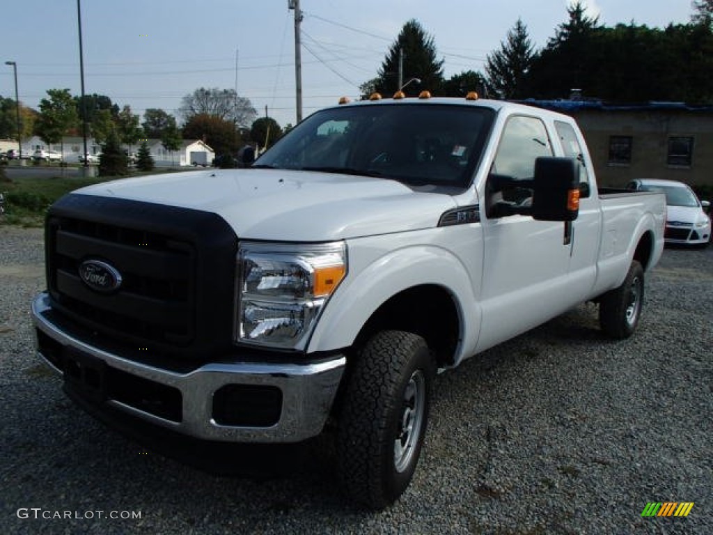 2014 F350 Super Duty XL SuperCab 4x4 - Oxford White / Steel photo #4