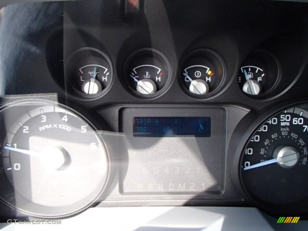 2014 F350 Super Duty XL Regular Cab 4x4 - Oxford White / Steel photo #19