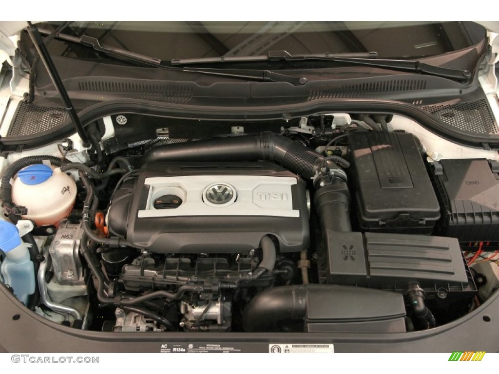 2011 Volkswagen CC Lux Plus Engine Photos