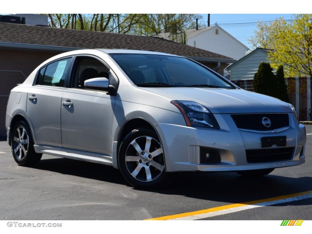2012 Sentra 2.0 SR - Brilliant Silver Metallic / Charcoal photo #1