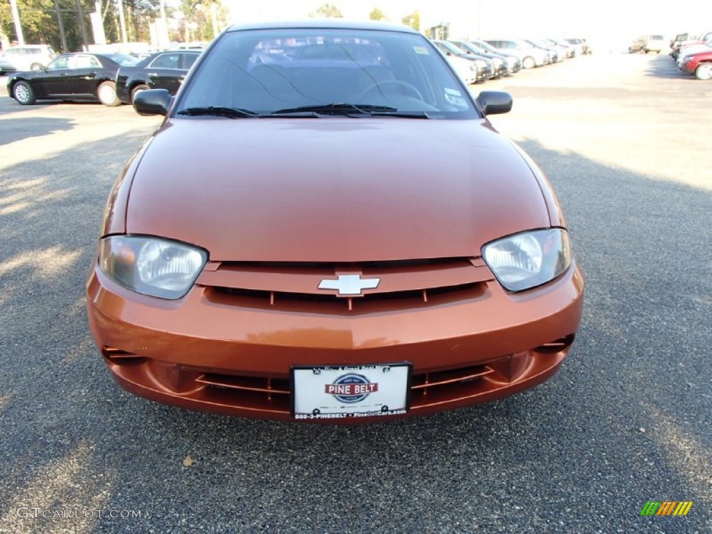 2004 Cavalier Sedan - Sunburst Orange / Graphite photo #2