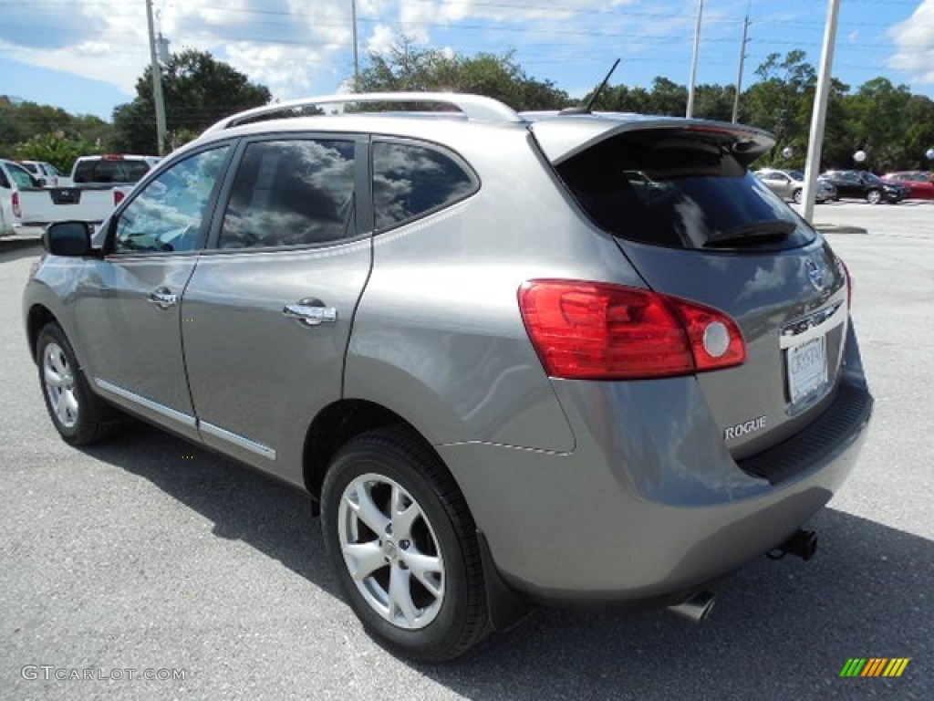 2011 Rogue SV - Platinum Graphite / Gray photo #3