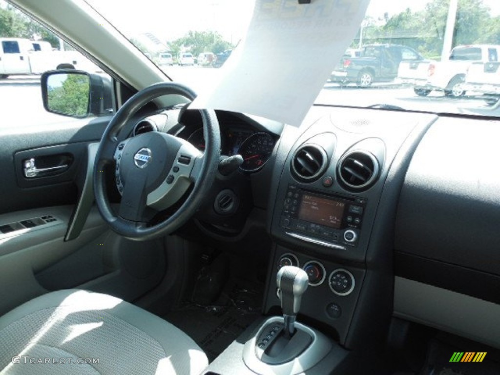 2011 Rogue SV - Platinum Graphite / Gray photo #12