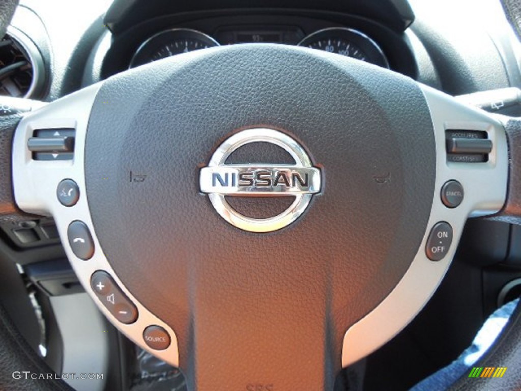 2011 Rogue SV - Platinum Graphite / Gray photo #22
