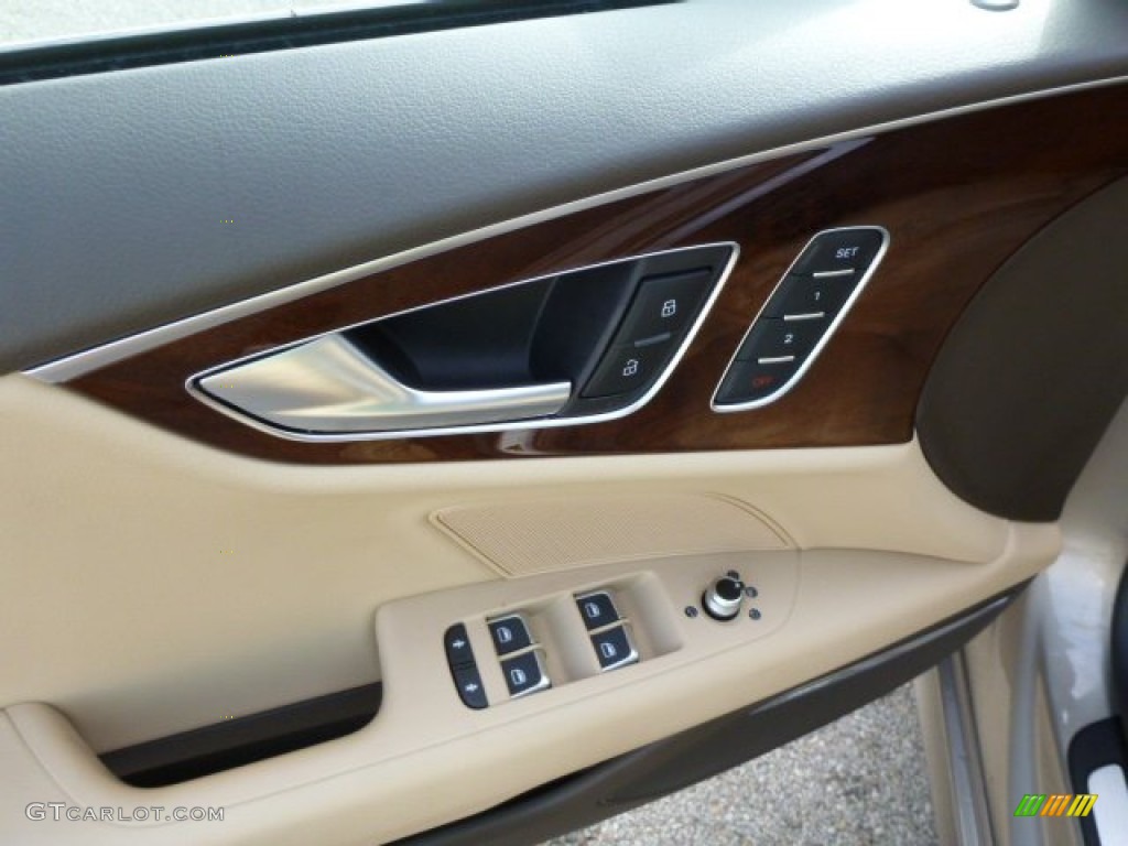 2012 Audi A7 3.0T quattro Premium Velvet Beige Door Panel Photo #86402657