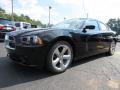 Pitch Black - Charger SXT Photo No. 3