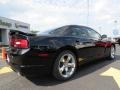 Pitch Black - Charger SXT Photo No. 7