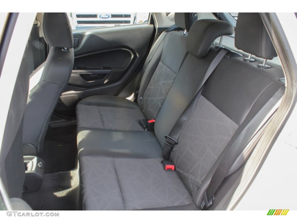 2013 Fiesta SE Hatchback - Oxford White / Charcoal Black photo #15