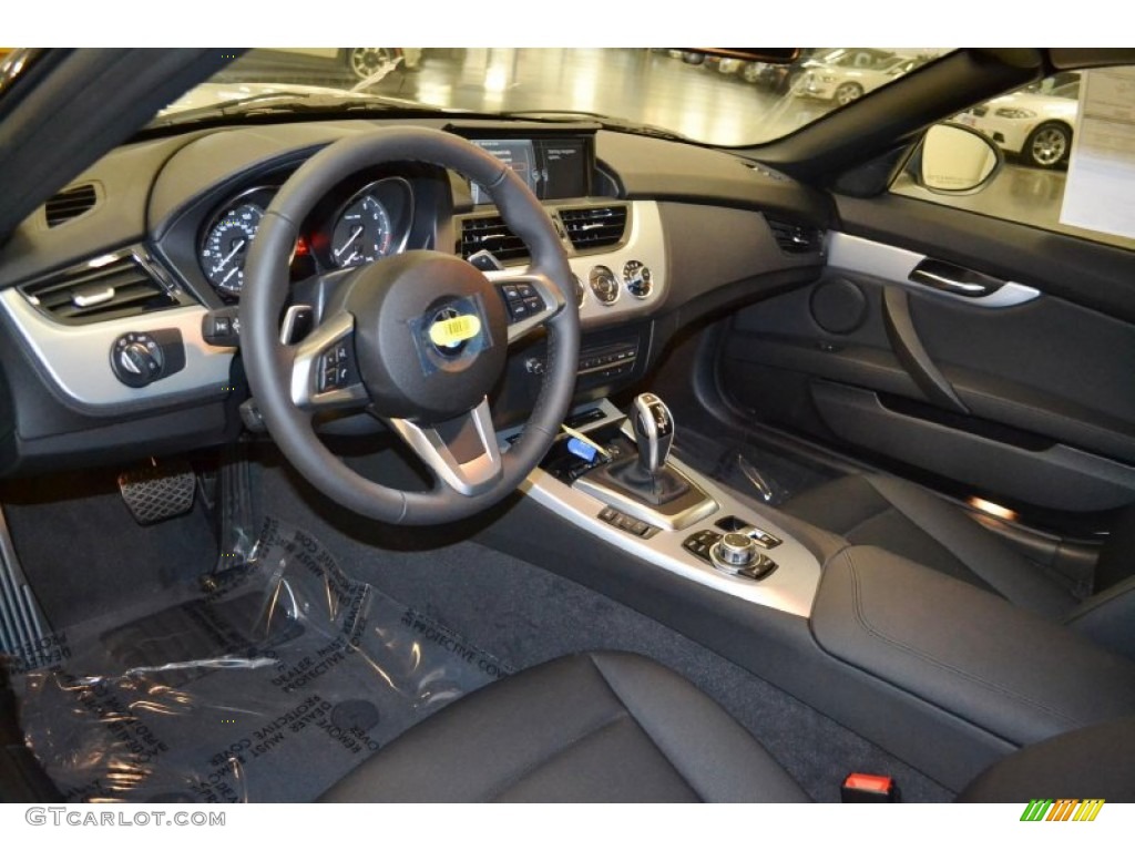 Black Interior 2014 BMW Z4 sDrive28i Photo #86406292