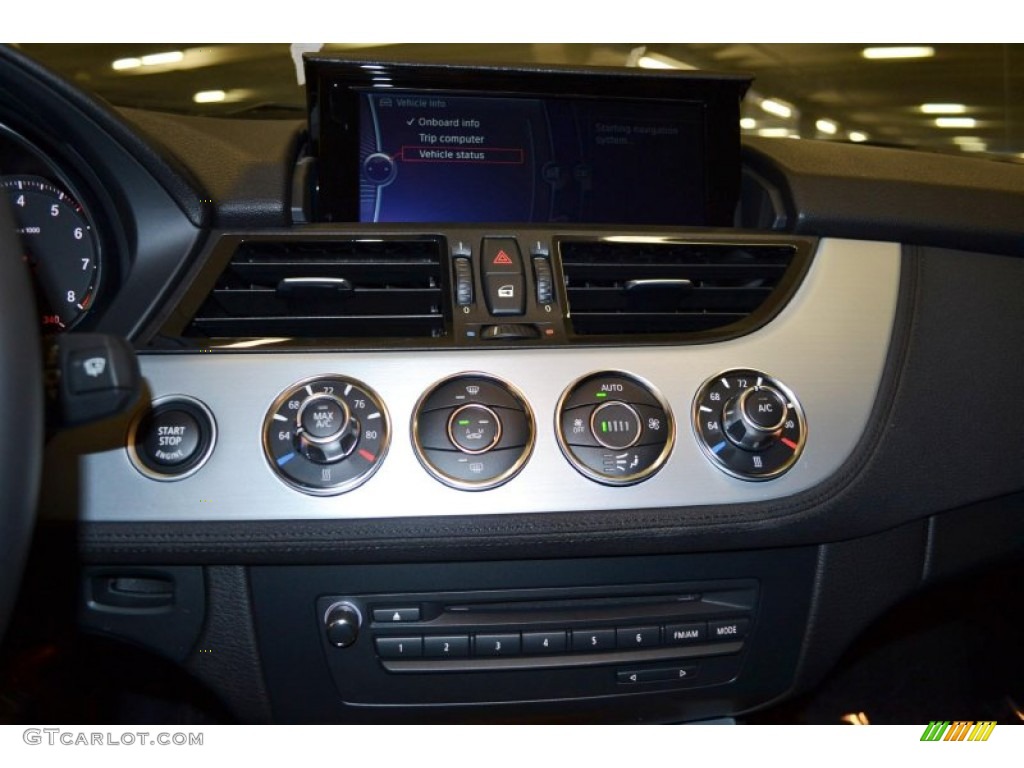 2014 BMW Z4 sDrive28i Controls Photo #86406335