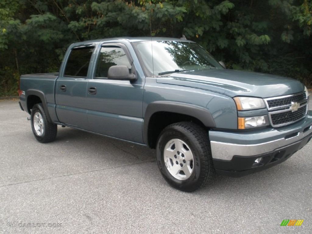 2006 Silverado 1500 Z71 Crew Cab 4x4 - Blue Granite Metallic / Dark Charcoal photo #1