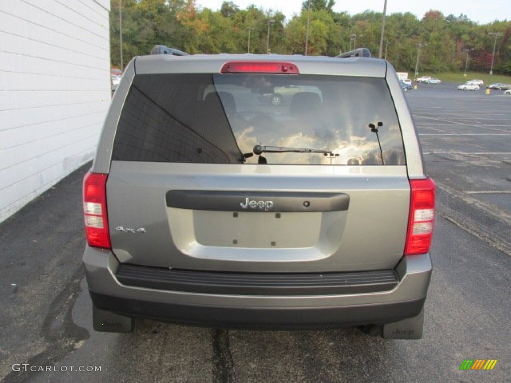 2012 Patriot Sport 4x4 - Mineral Gray Metallic / Dark Slate Gray photo #8