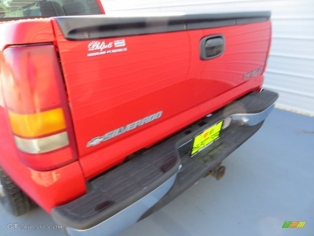 1999 Silverado 1500 LS Extended Cab - Victory Red / Graphite photo #18