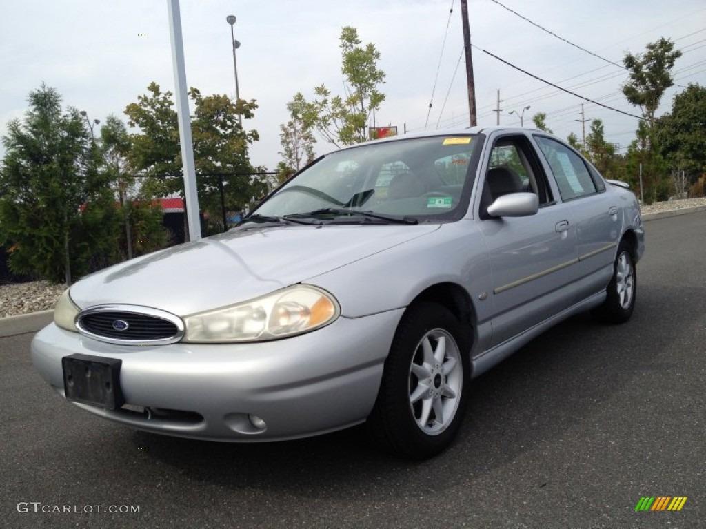 1998 Contour  - Silver Frost Metallic / Medium Graphite photo #1