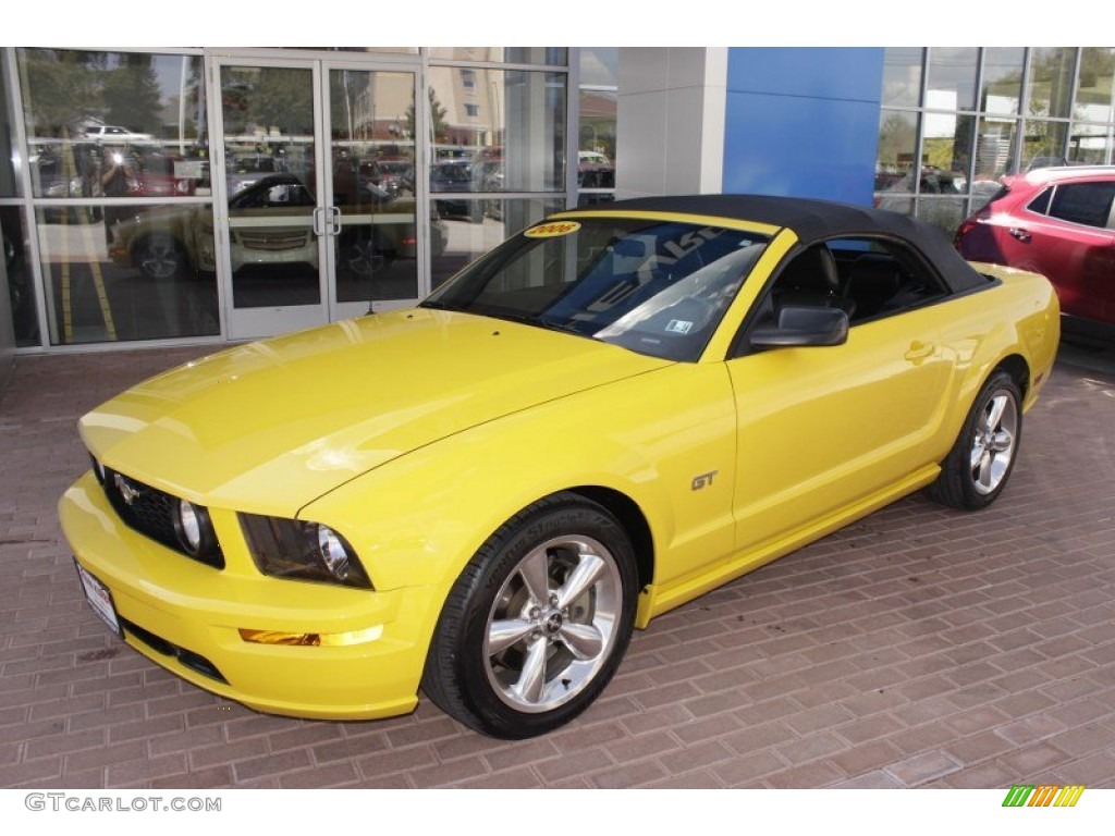 2006 Mustang GT Premium Convertible - Screaming Yellow / Dark Charcoal photo #10