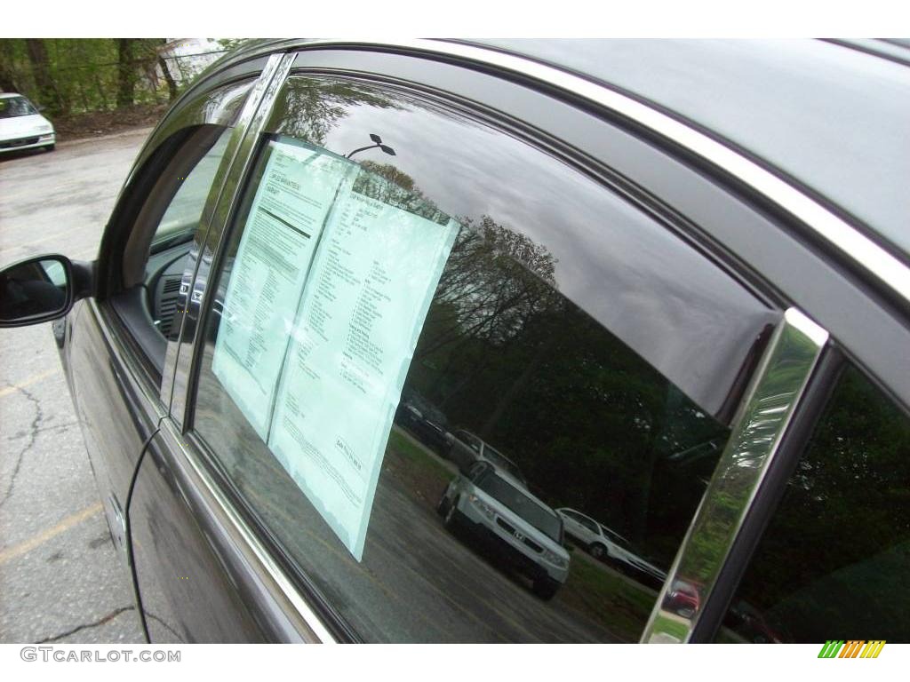 2005 Altima 2.5 S - Smoke Metallic / Charcoal photo #16