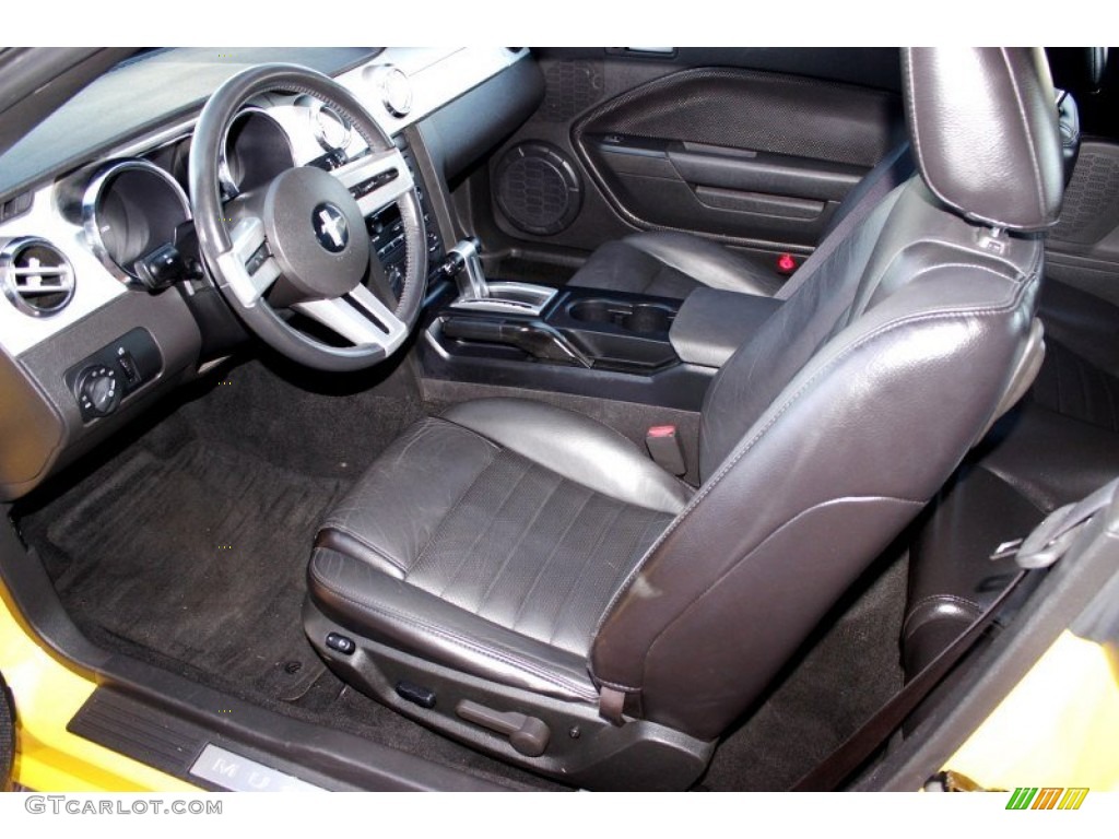 2006 Mustang GT Premium Convertible - Screaming Yellow / Dark Charcoal photo #25