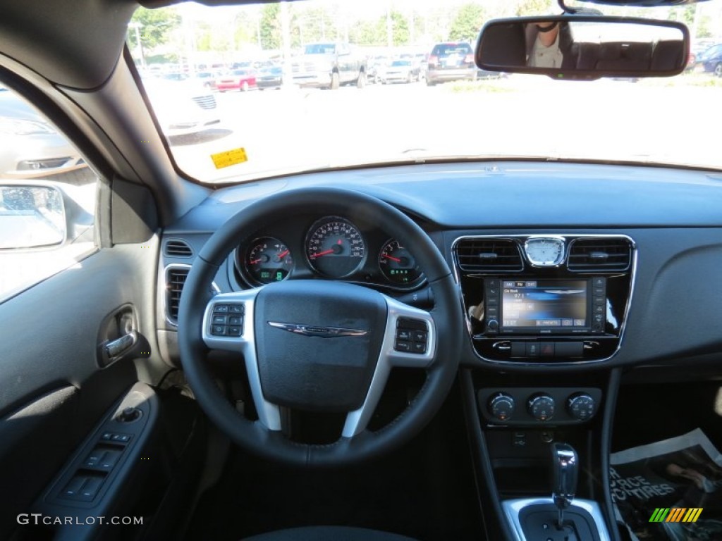 2014 200 Touring Sedan - Bright White / Black photo #9