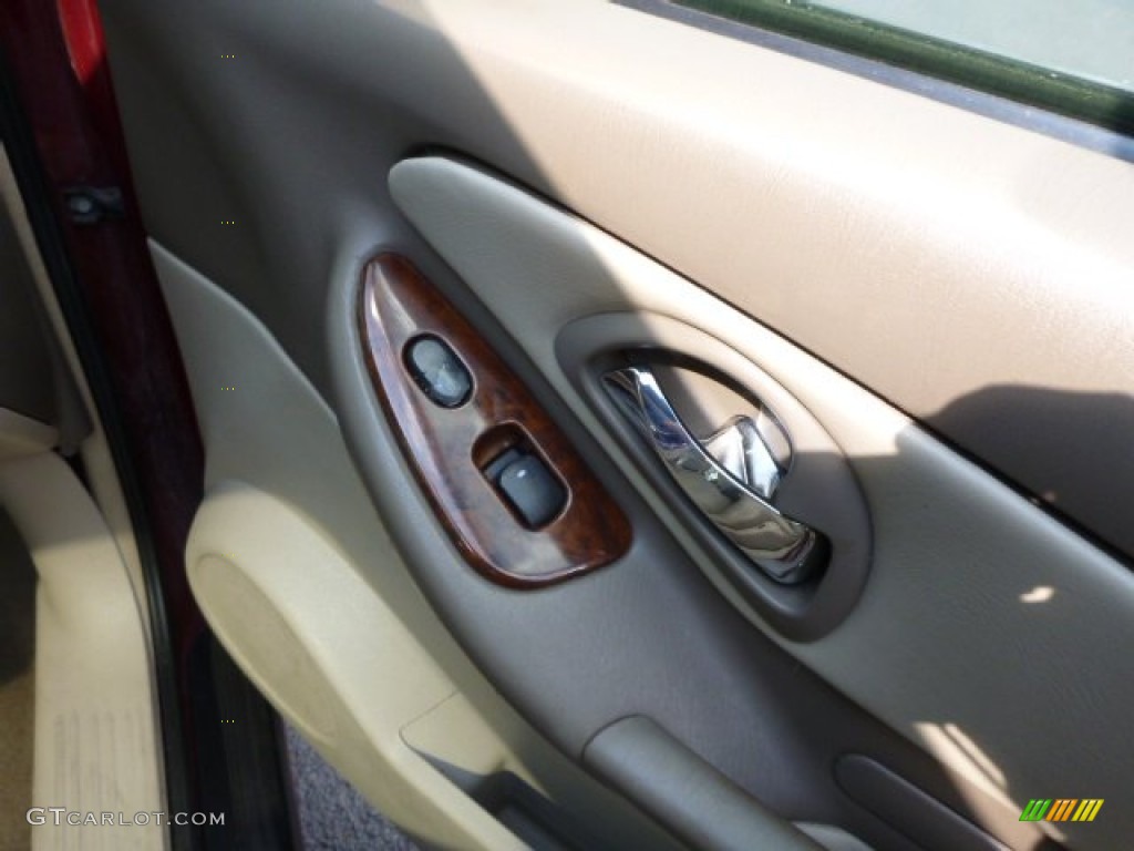 2004 Malibu LT V6 Sedan - Sport Red Metallic / Neutral photo #7